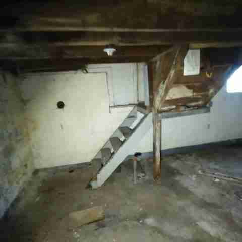 15045 manor (11).jpg